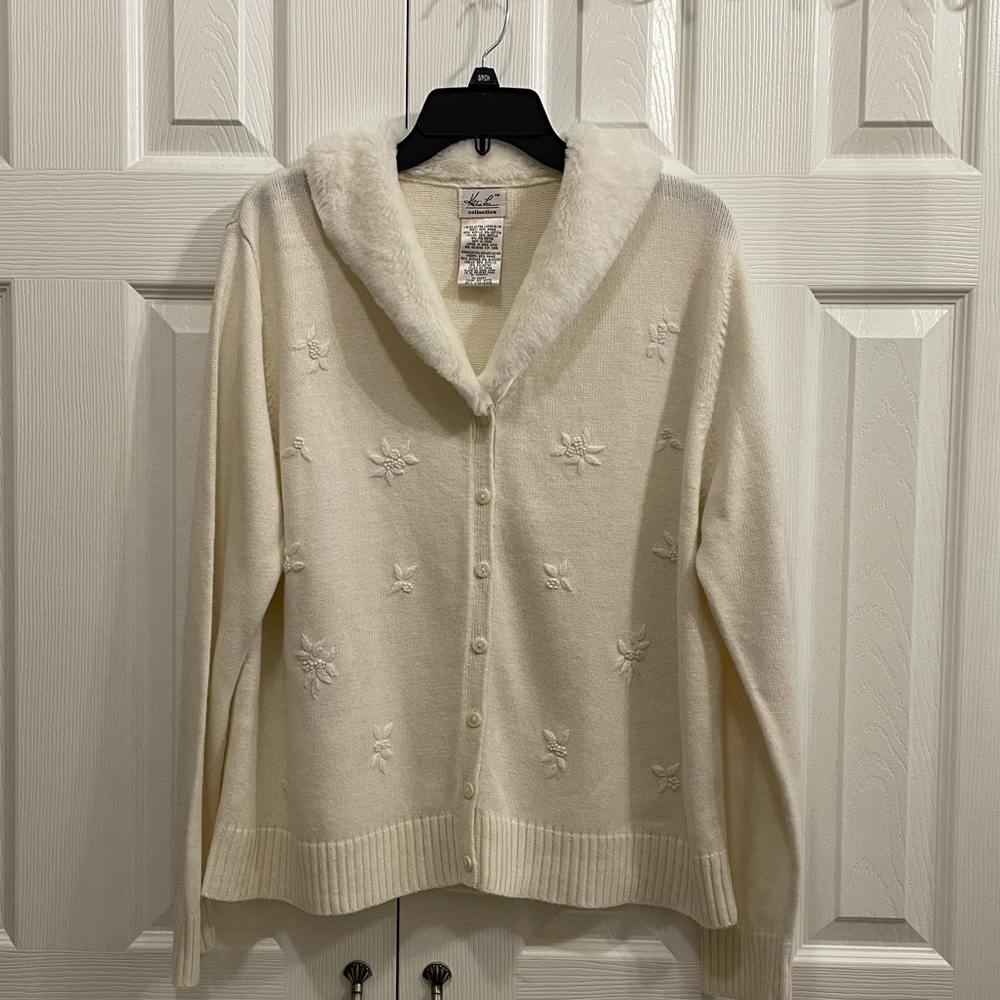 Knit off white sweater